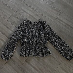 Universal Thread Black and White Floral Blouse